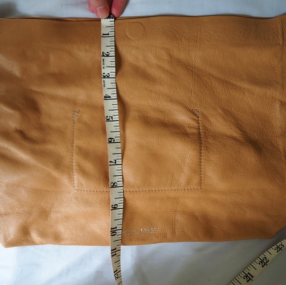 The Dinner Bag by Marie Turnor - Picture 6 of 14